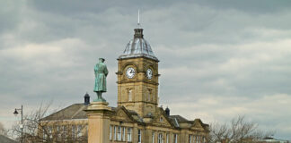 Batley and Spen: Can Boris’ Tories bounce back from Chesham and Amersham to win in West Yorkshire?