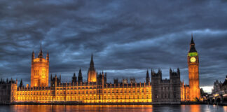 Investigation launched after claims of Tory MP ‘watching porn on phone in Commons’