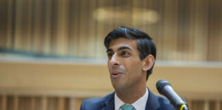 PMQs: Sunak to attend COP27 and blows over UK’s asylum system