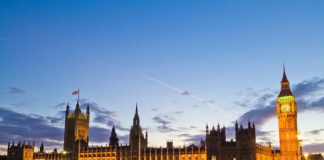 Experts say Conservatives could make small gains from change in electoral map