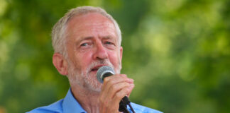 Corbyn in talks with four other independent MPs to form new Commons grouping